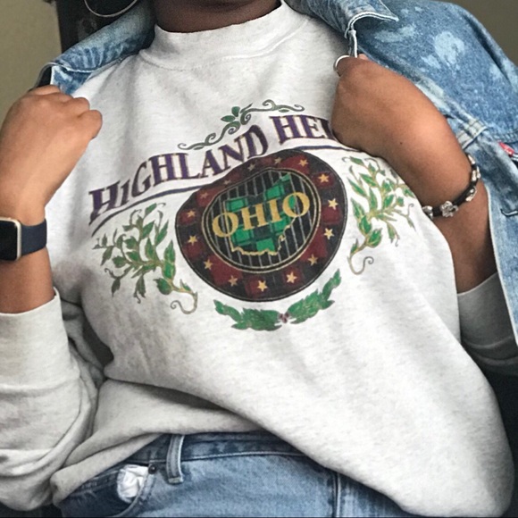 HighLand Crew Neck - Picture 2 of 3